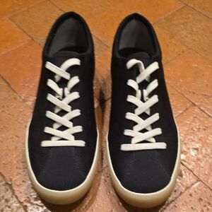 Rothy's Black and Cream Sneakers